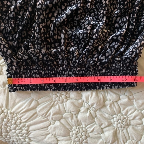 RAMY BROOK Jordyn Velvet Top w/deep-v neckline, Black/Grey Leopard Print Sz XS - Picture 8 of 11